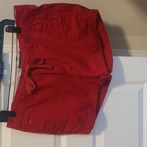 𝅺nwt Eddie Bauer Red shorts sz 8